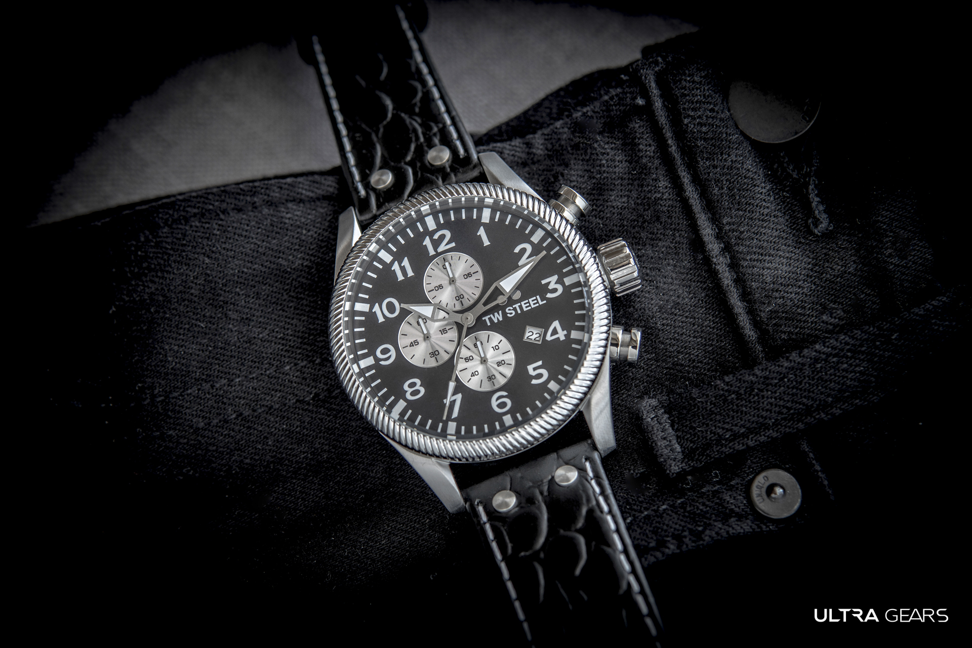 TW Steel VOLANTE 全鋼黑面計時碼錶 VS110