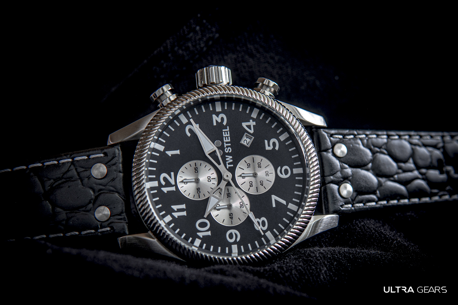 TW Steel VOLANTE 全鋼黑面計時碼錶 VS110