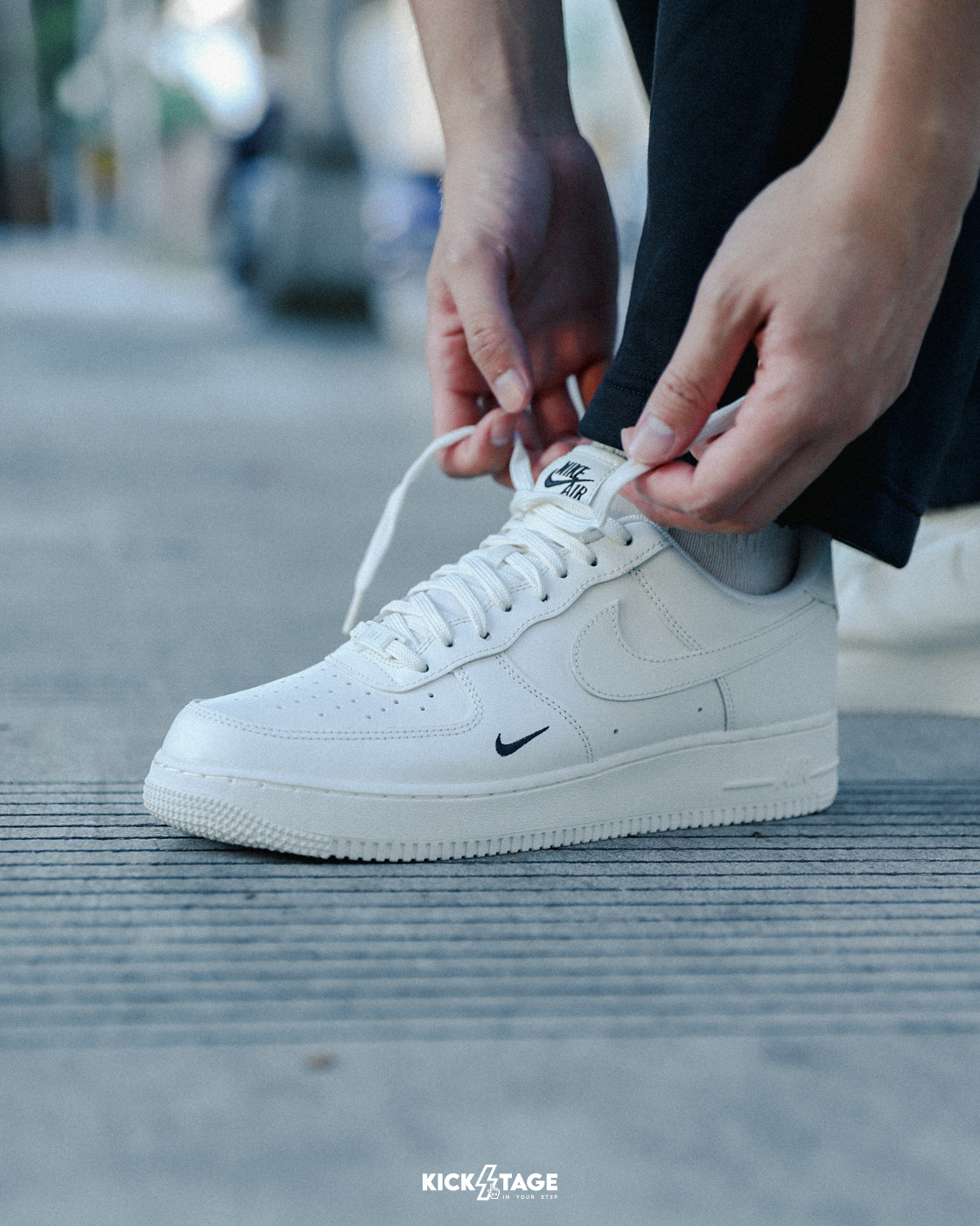 NIKE AIR FORCE 1'07 Sail 奶油白 舒芙蕾 奶茶 刺繡 小勾 休閒鞋【HF1058-133】AF1