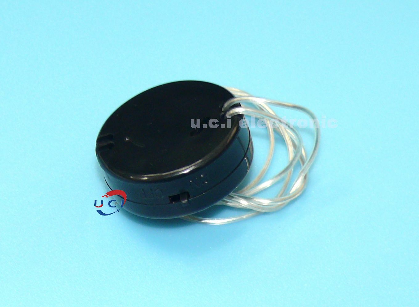 【UCI電子】(K-3) 哭臉 雙CR2032電池盒 電池座 裝2粒2032紐扣電池 帶撥動開關 鈕扣電池