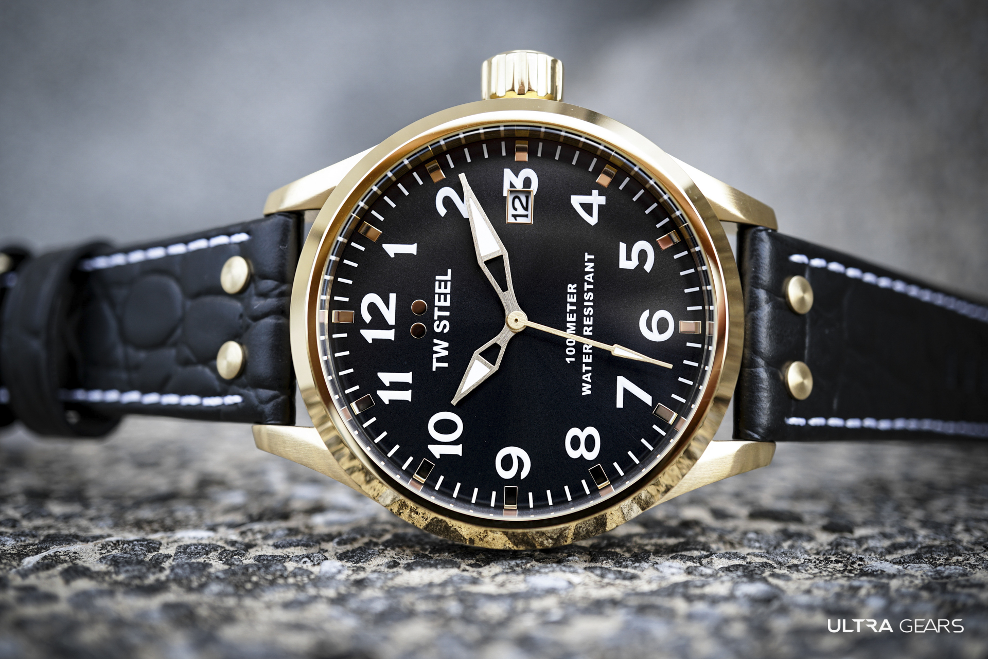 TW Steel VOLANTE 金色深灰面大三針 VS104