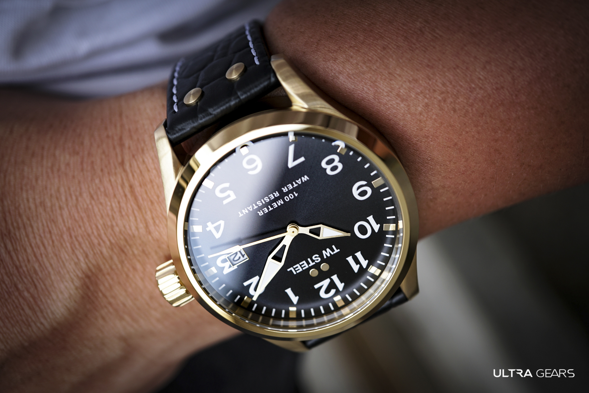 TW Steel VOLANTE 金色深灰面大三針 VS104