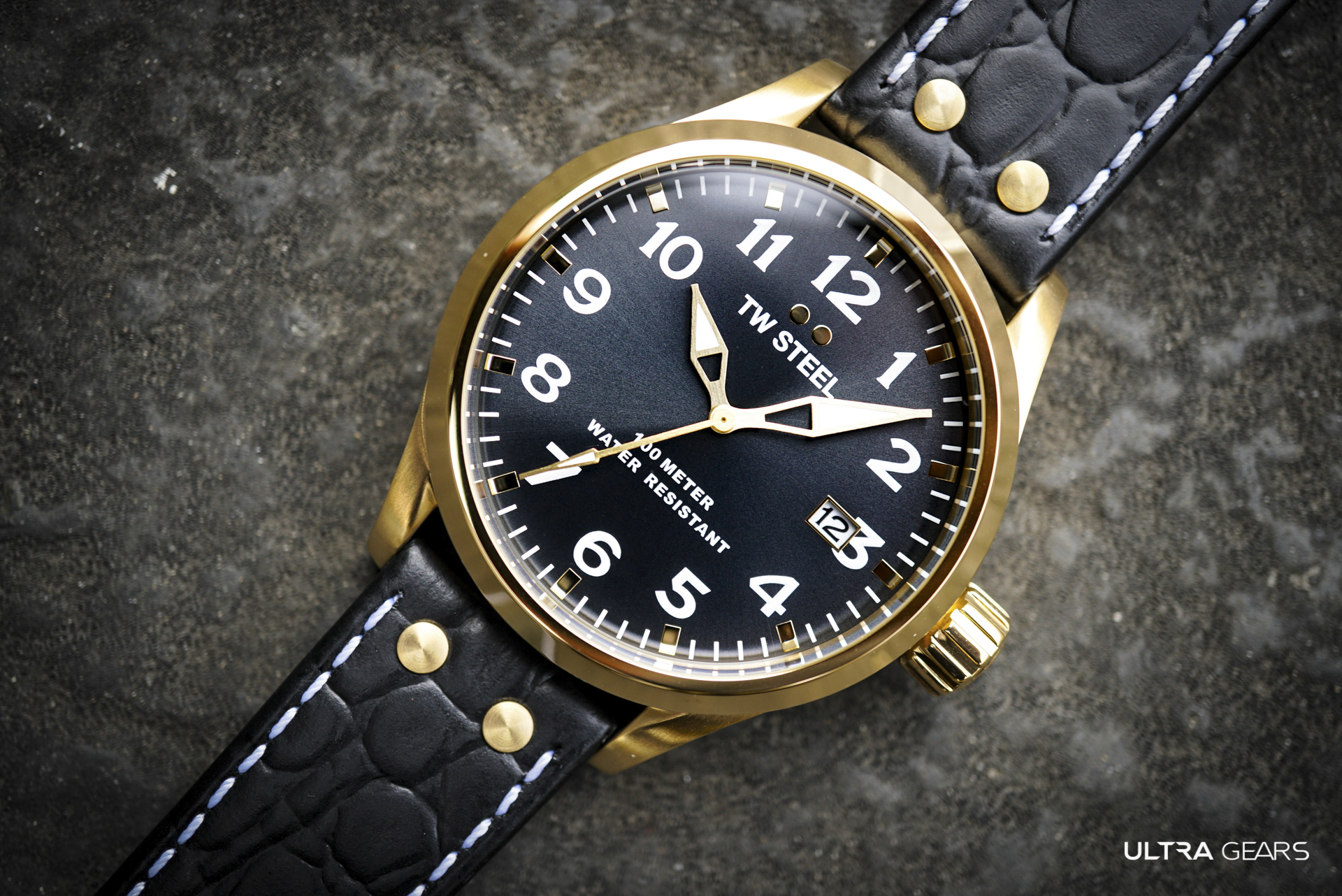 TW Steel VOLANTE 金色深灰面大三針 VS104