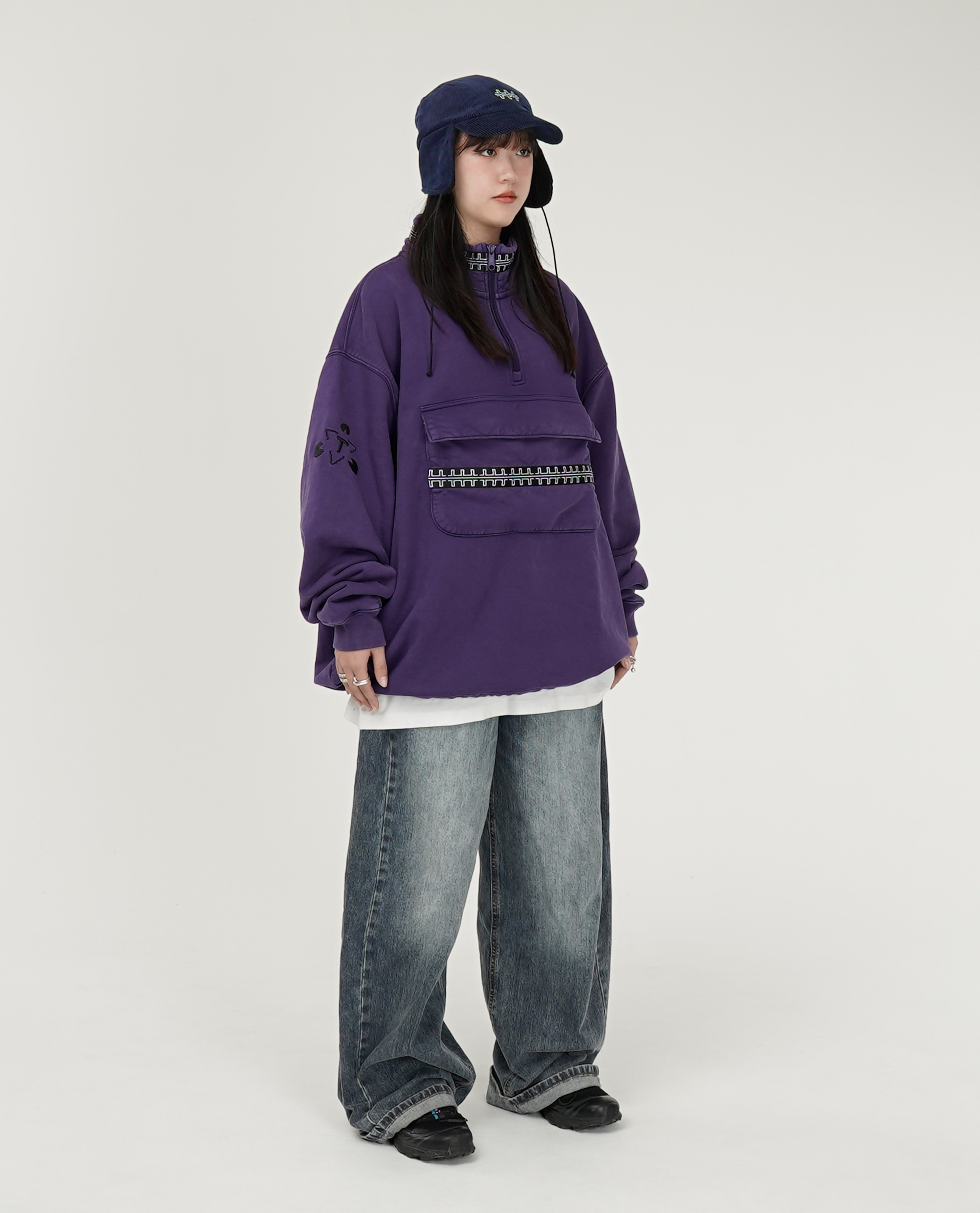 The Trilogy Tapes TTT PULSE TAPE FUNNEL NECK CREW - 24F