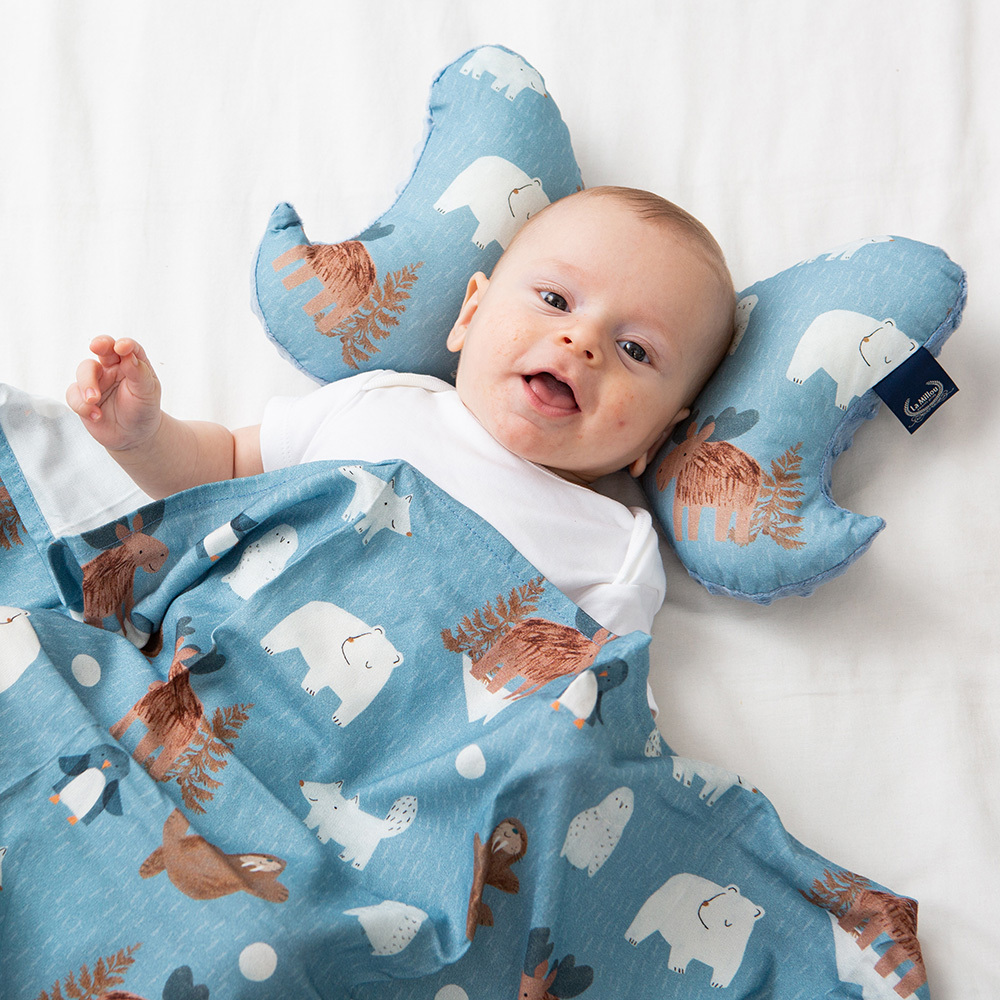 La Millou波蘭 竹纖涼感巾加大(140x110cm)｜抗菌包巾｜北極好朋友(藍底)