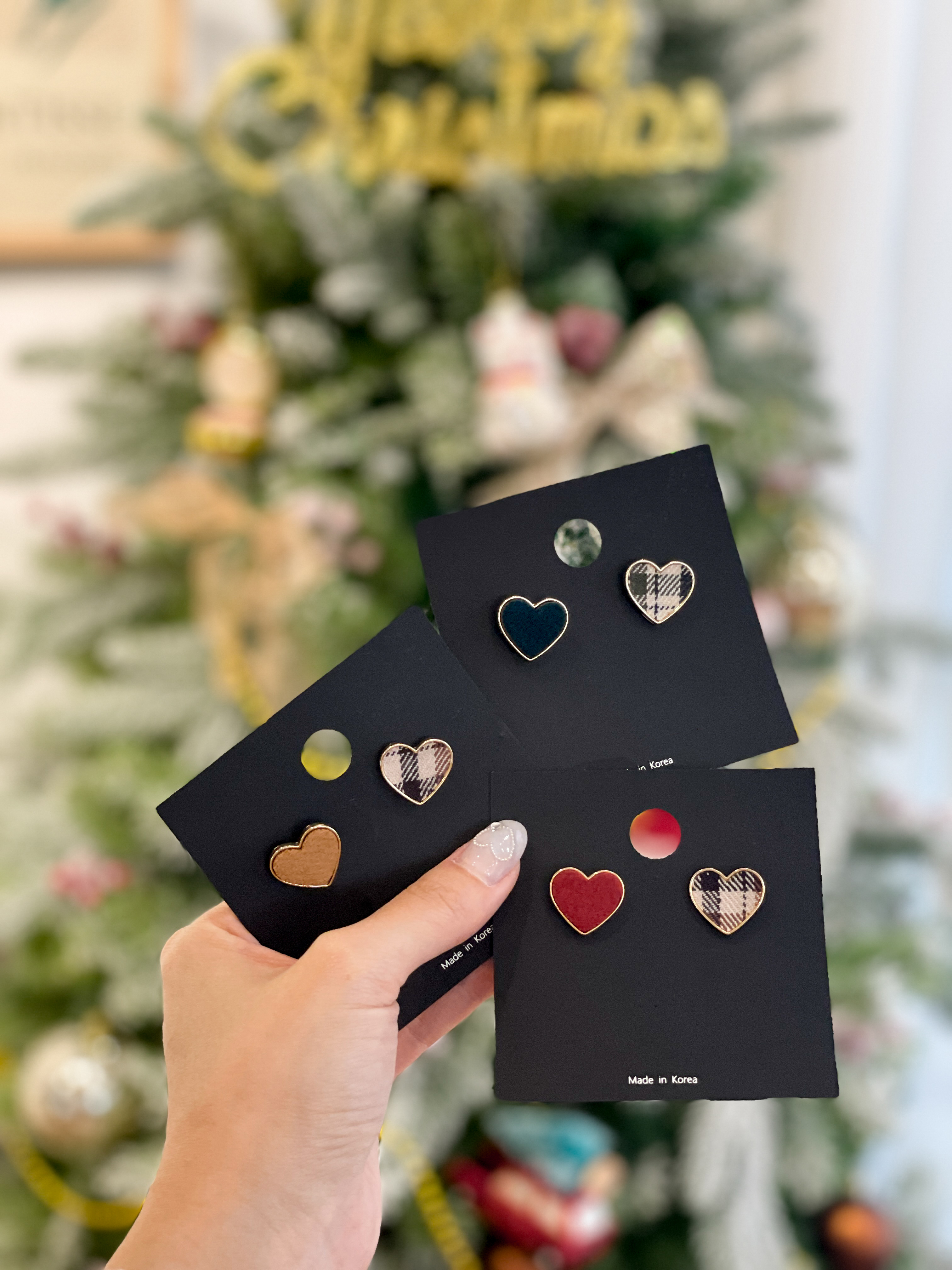 AC002 Vintage heart earrings