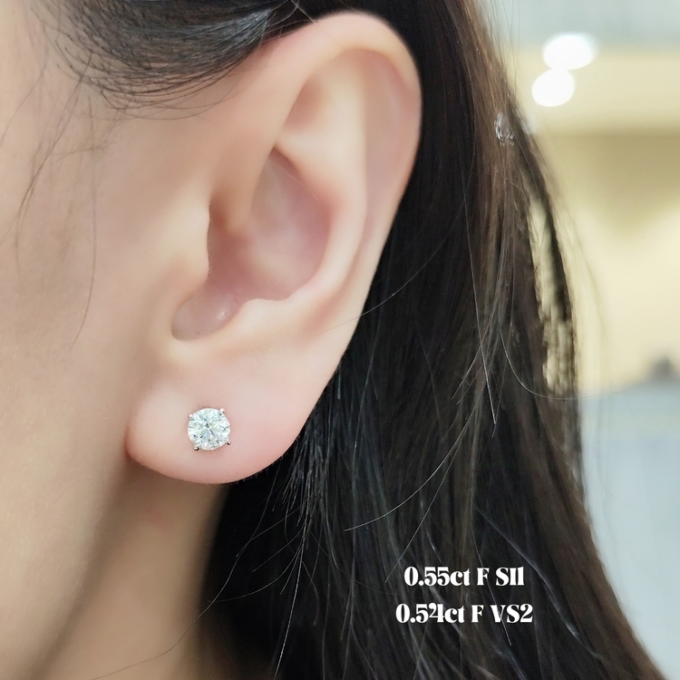 18K白金54份鑽石經典四爪耳環 (GIA 証書)