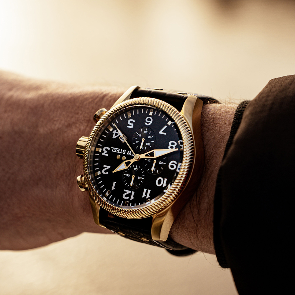 VOLANTE 系列｜金色黑面計時碼錶