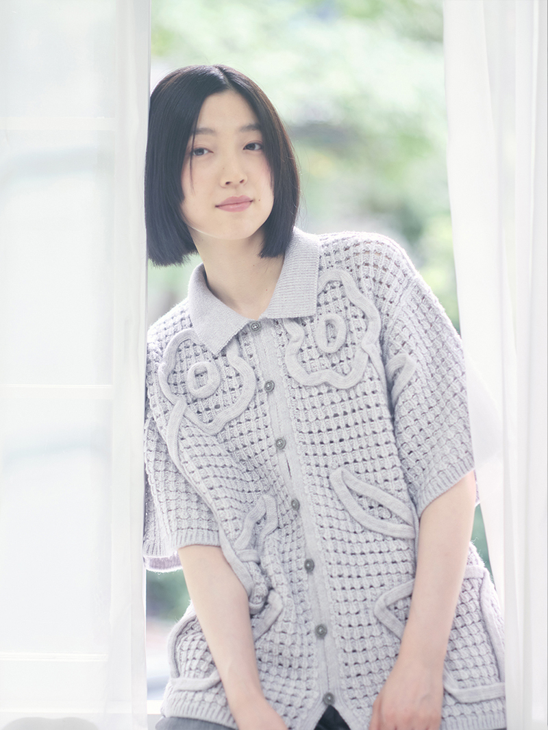 Hai'an Road Flower_ Hand Stitch Knit Shirt Gray