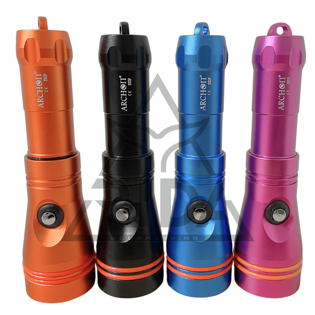 ※奧瞳 S10P 潛水手電筒 2000流明 (附電池)