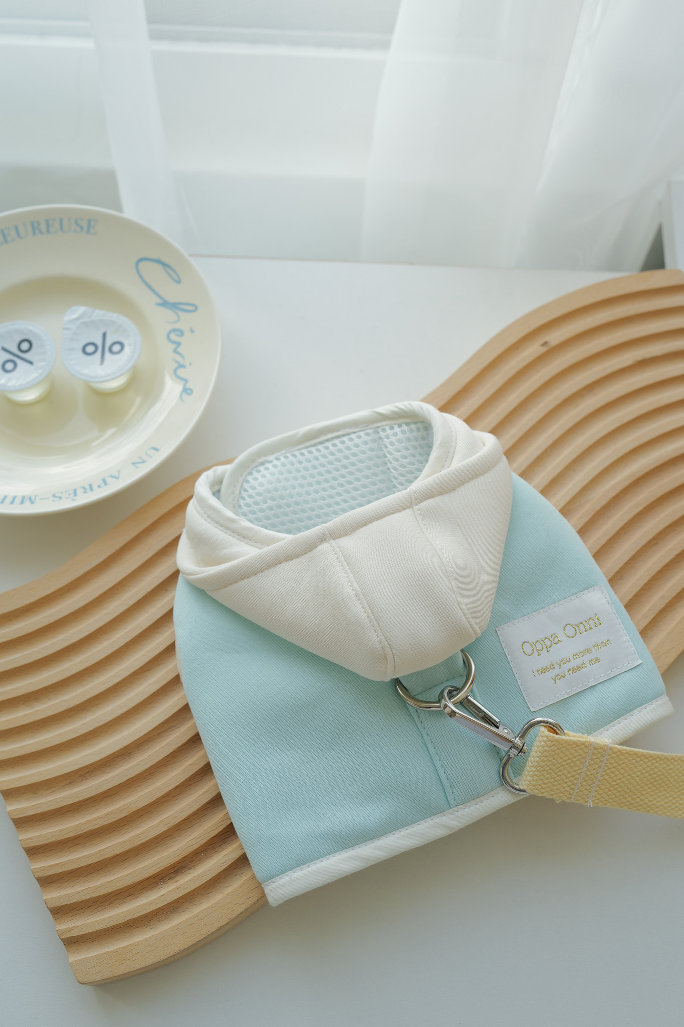 撞色帽T胸背 - 藍白