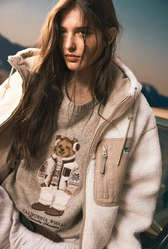 WHO.A.U雙面羊羔毛外套(有帽)