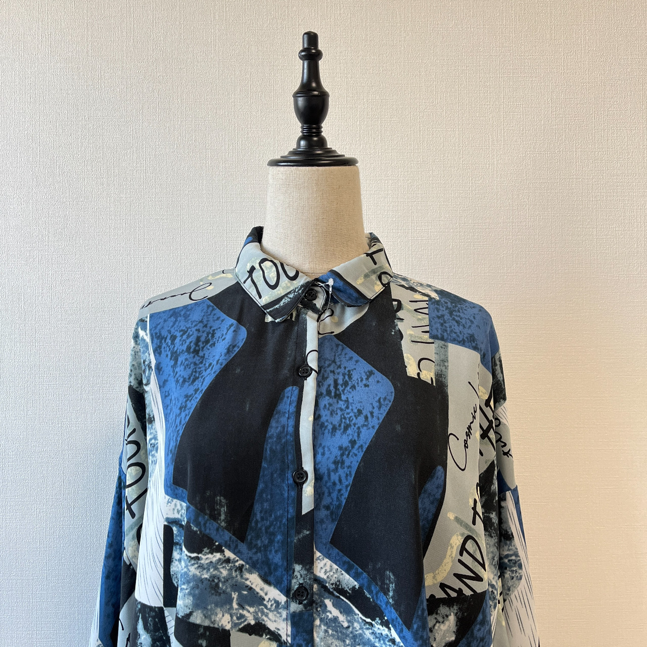 藍色型格Oversize英文字母古著上衣