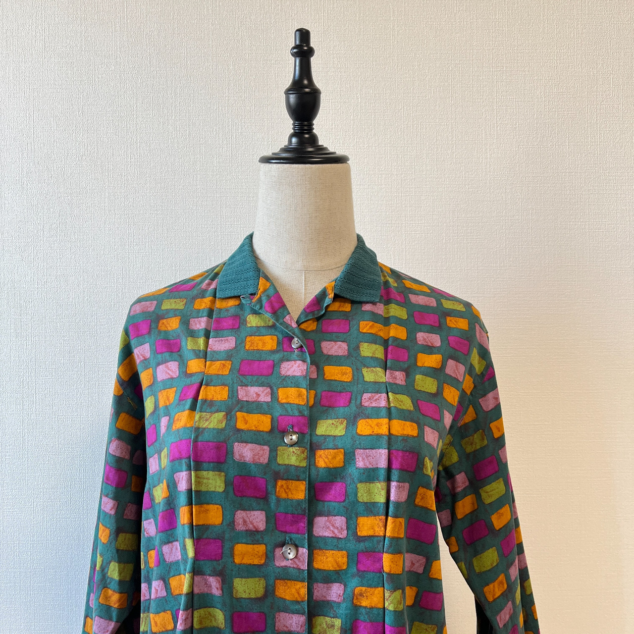 湖水綠色可愛方塊圖案古著上衣