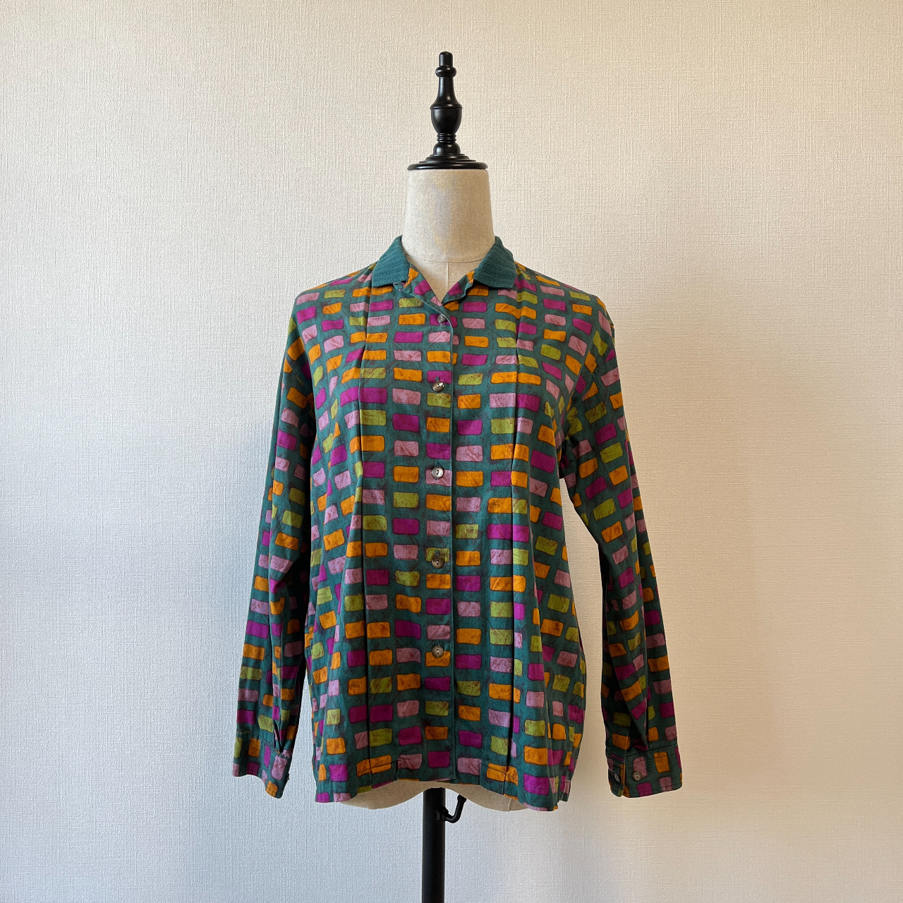 湖水綠色可愛方塊圖案古著上衣