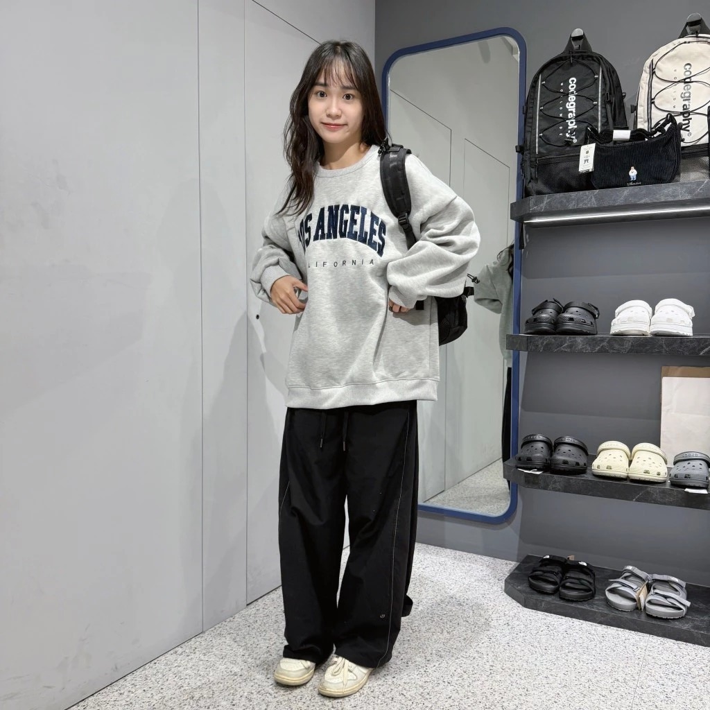 6357洛杉磯刺繡大學T