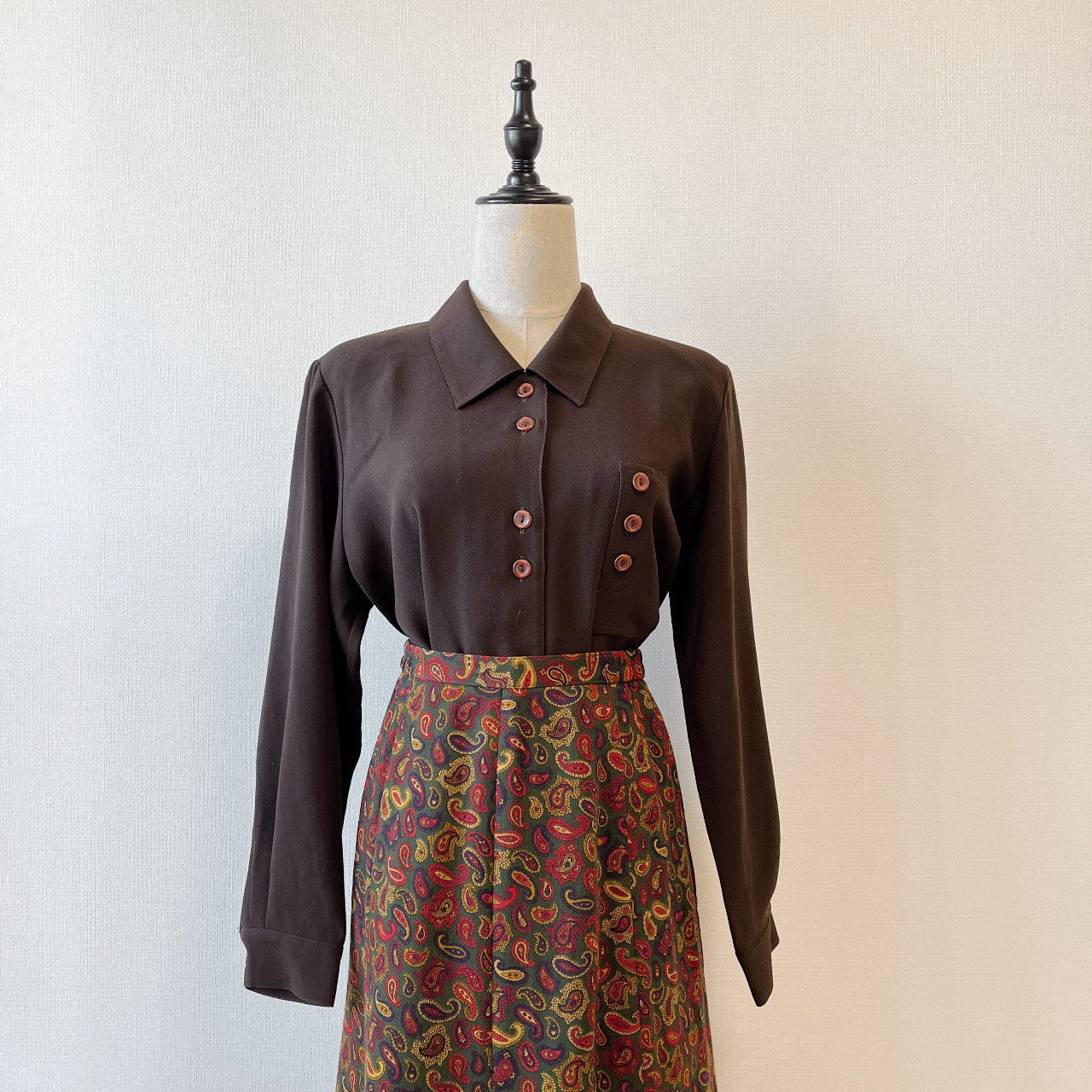 可愛啡色密集鈕扣古著上衣