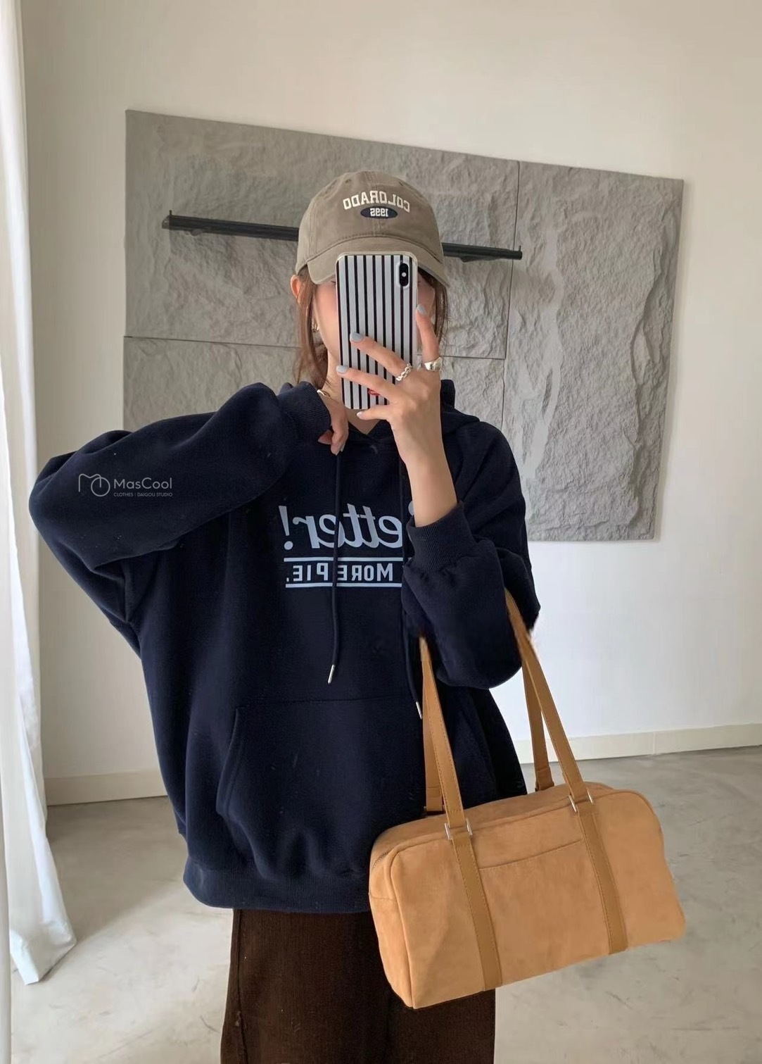 331 女款BETTER帽T