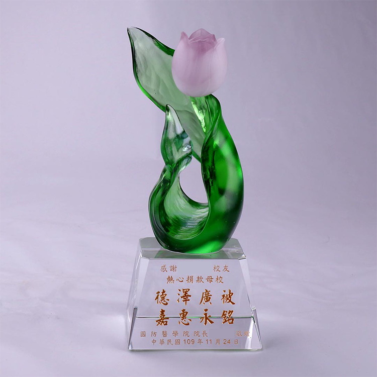 琉璃獎座系列｜紫韻金香水晶獎牌  高貴典雅象徵榮耀