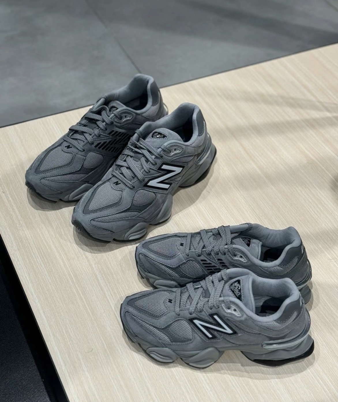 預購 NEW BALANCE 9060 幻影灰 IU著用款 U9060ZGB