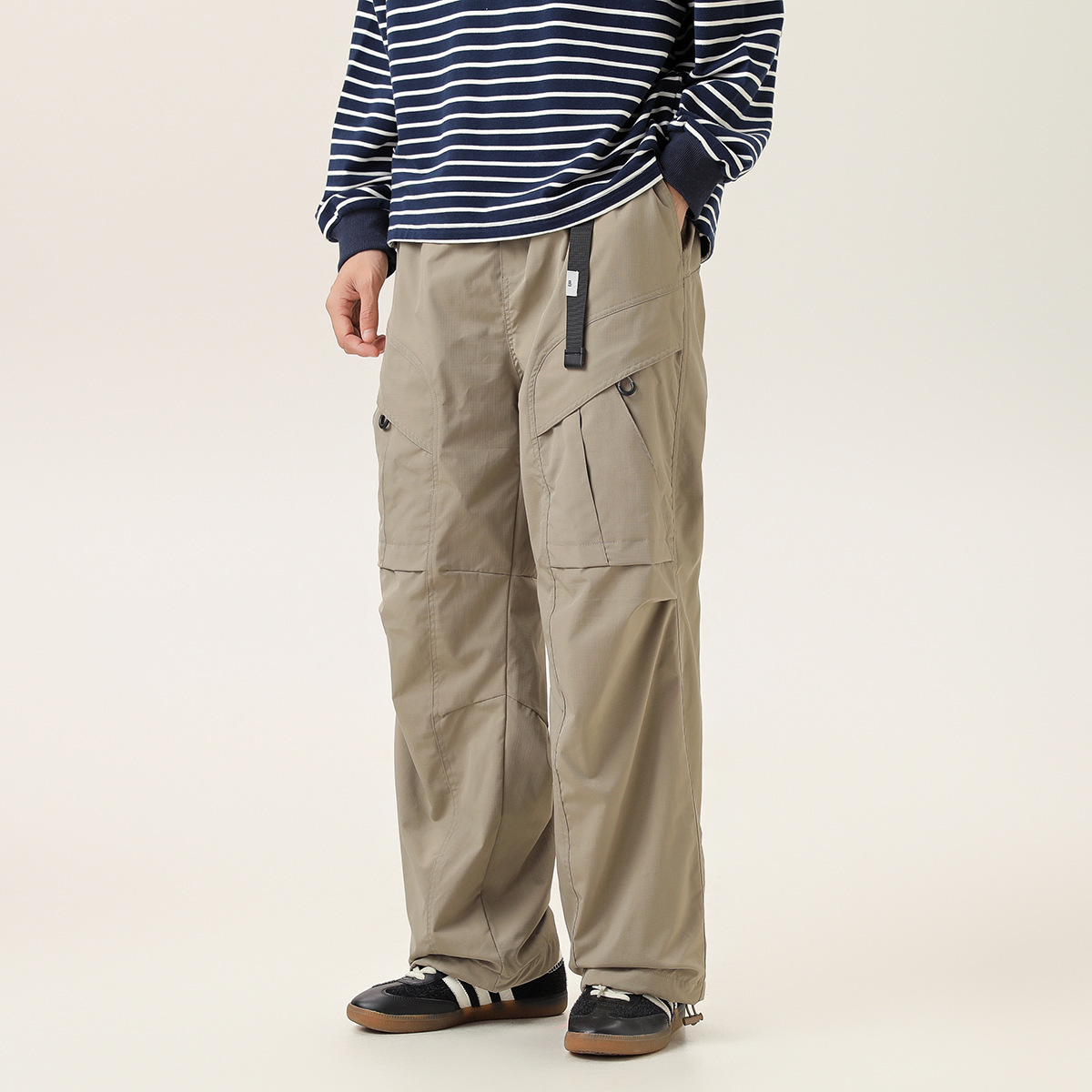 12M09 斜型口袋刷毛抽繩束口褲 四色