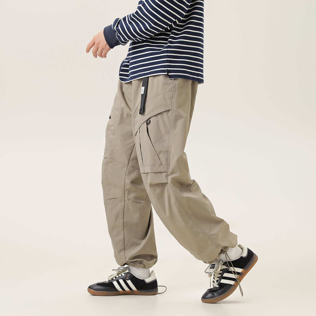 12M09 斜型口袋刷毛抽繩束口褲 四色