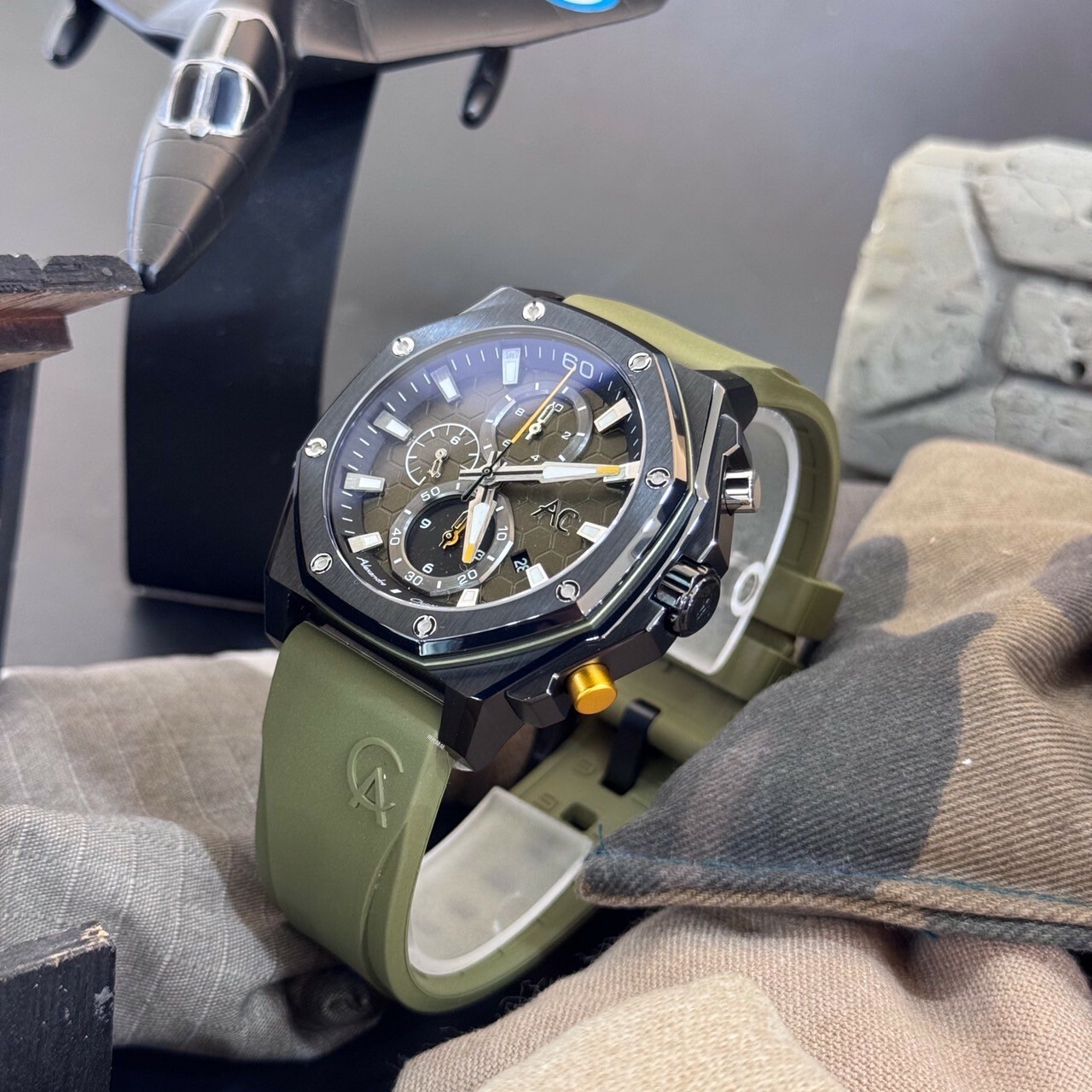 【Alexandre Christie亞力克麗 AC錶】蜂巢系列9601 GC系列 氟橡膠款9601GCRIPGNYL 44.5mm現代鐘錶