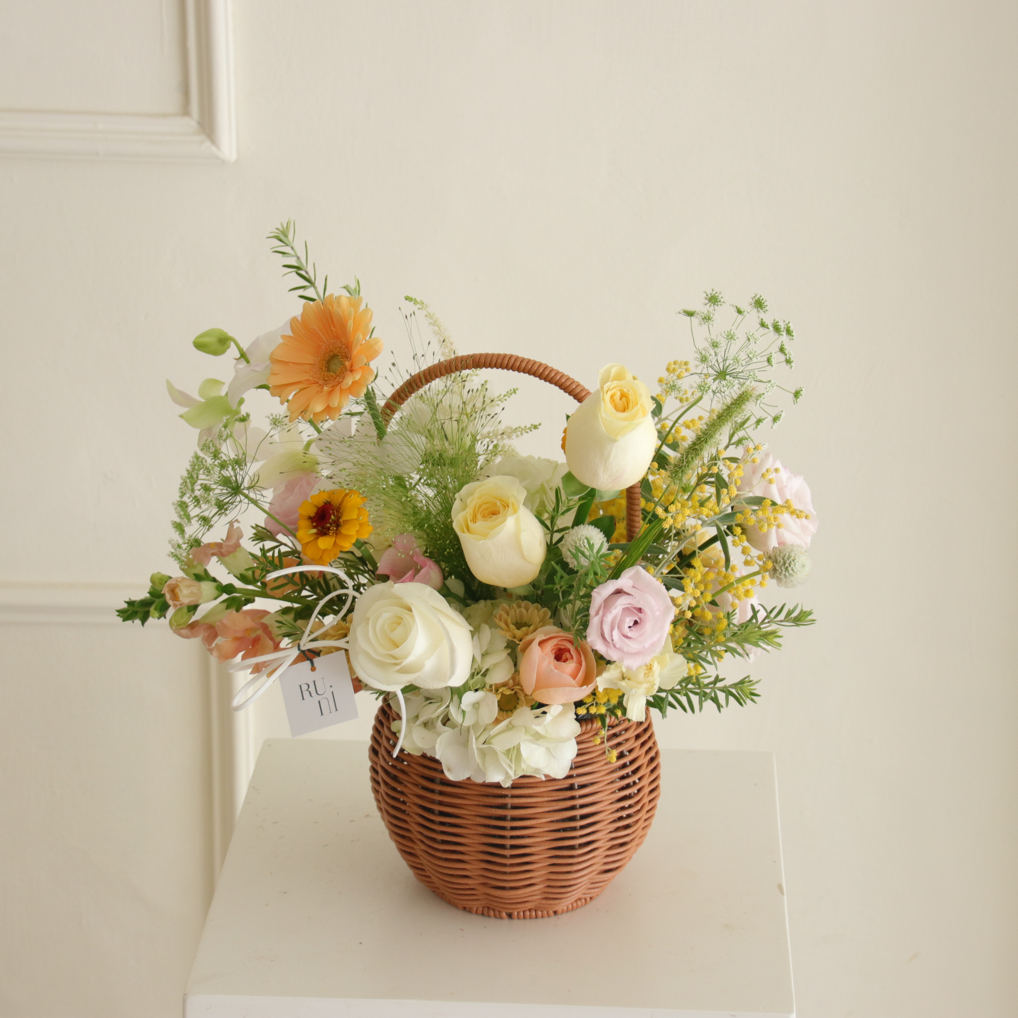 暖陽初晨 - 客製鮮花花籃