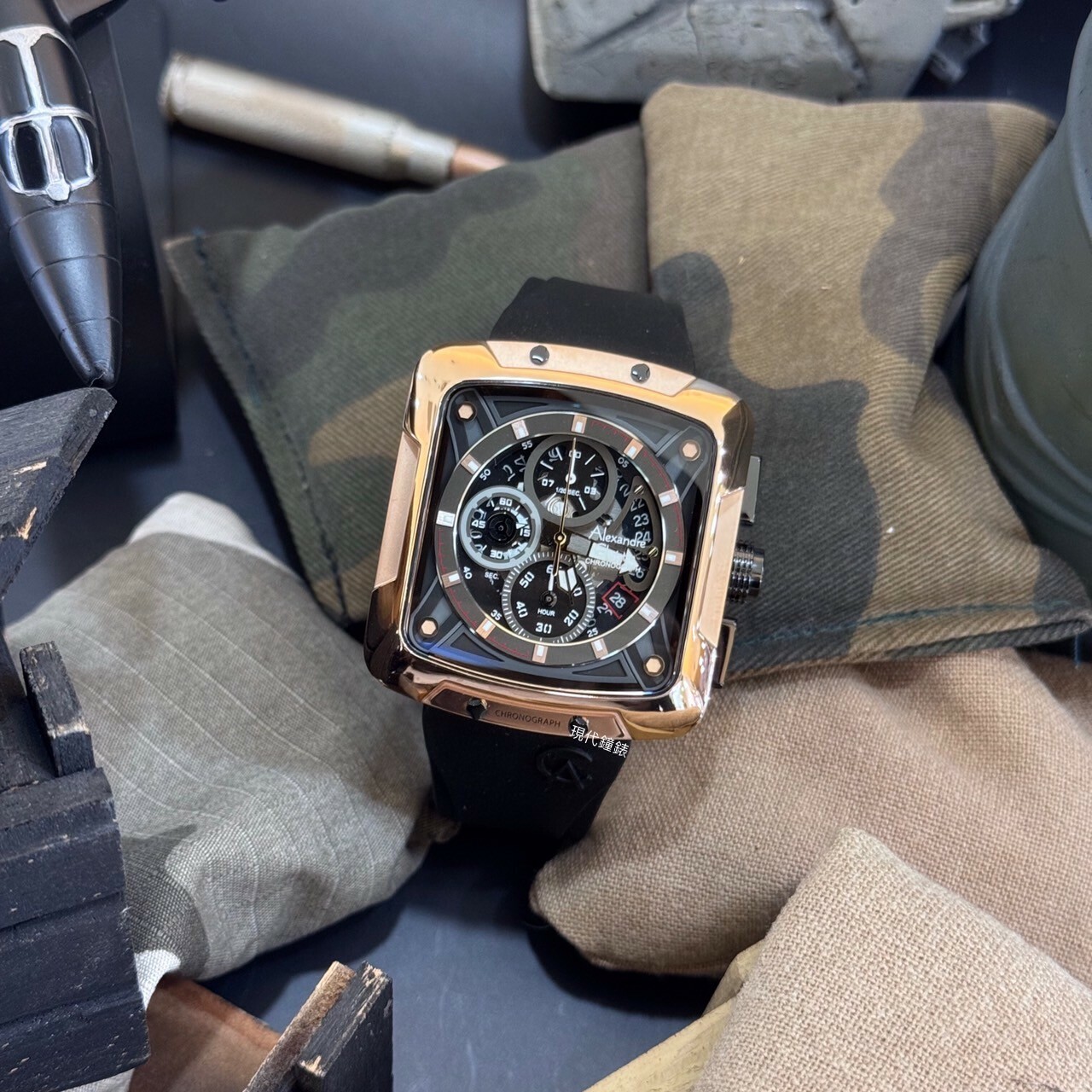 【Alexandre Christie亞力克麗 AC錶】耐人尋問的經典 3030 GC系列 氟橡膠款3030GCRBRBA 42mm現代鐘錶