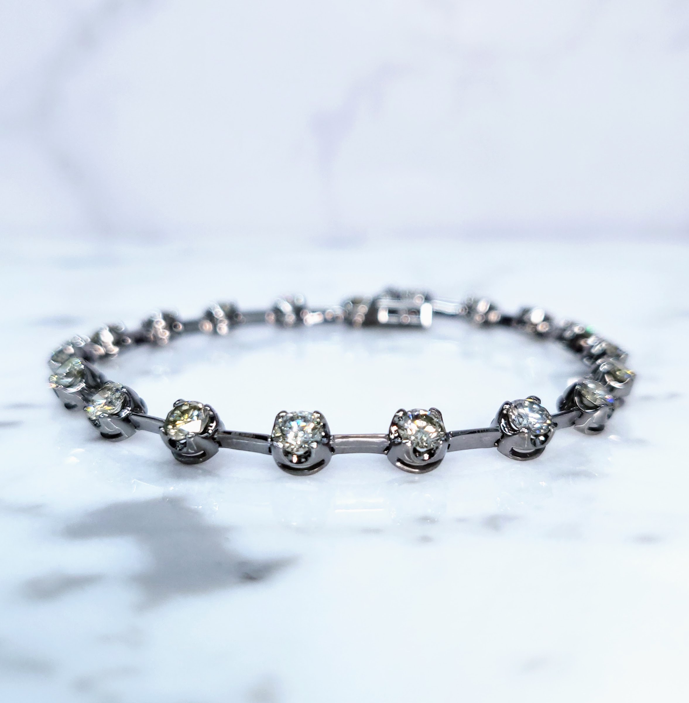 全新18K黑金3卡38份鑽石手鍊