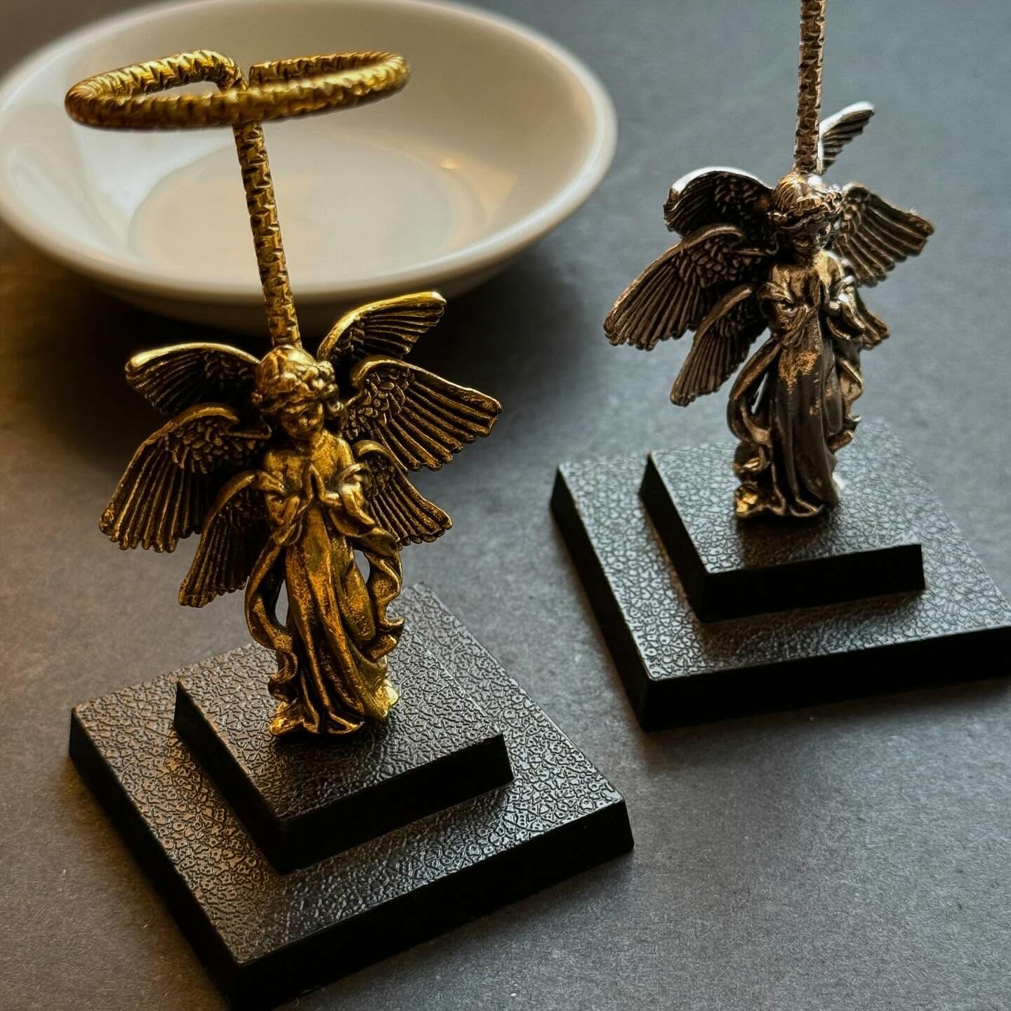 [原石] 水晶球底座 金屬擺件 天使 可放 3-4 公分球