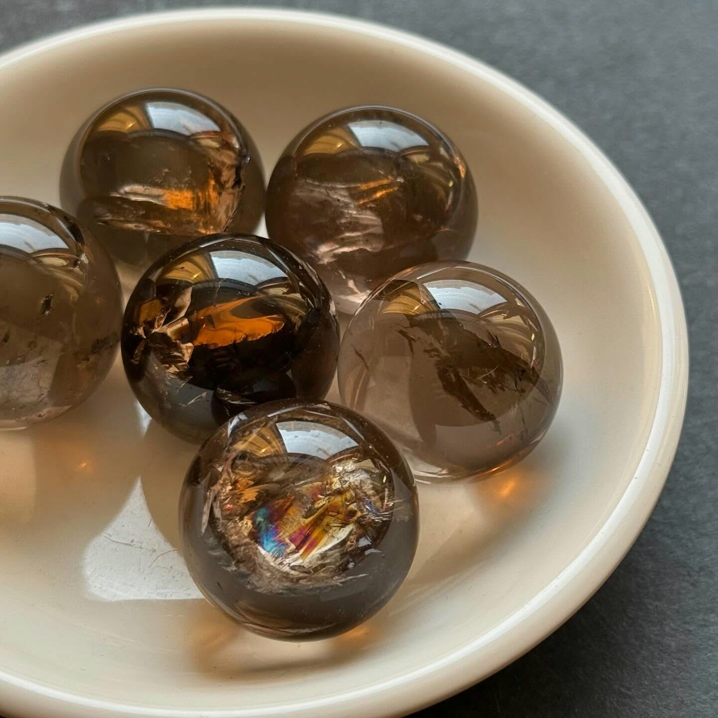 [原石] 爆彩茶晶 水晶球 約 25mm