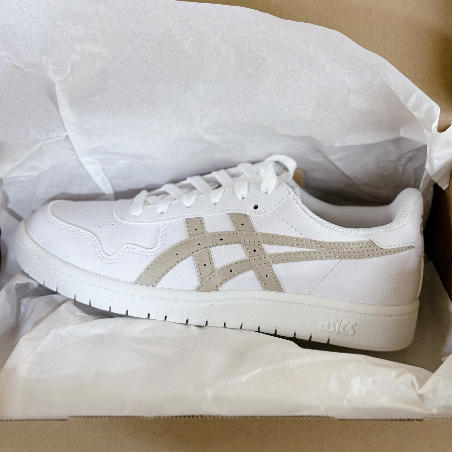 (23.5cm) Asics JAPAN S 奶茶小白鞋