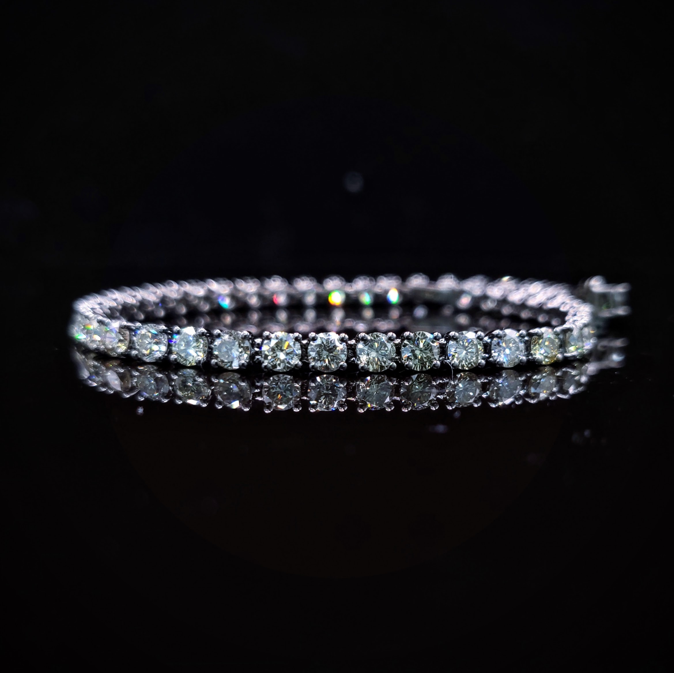 全新18K黑金6卡44份鑽石手鍊