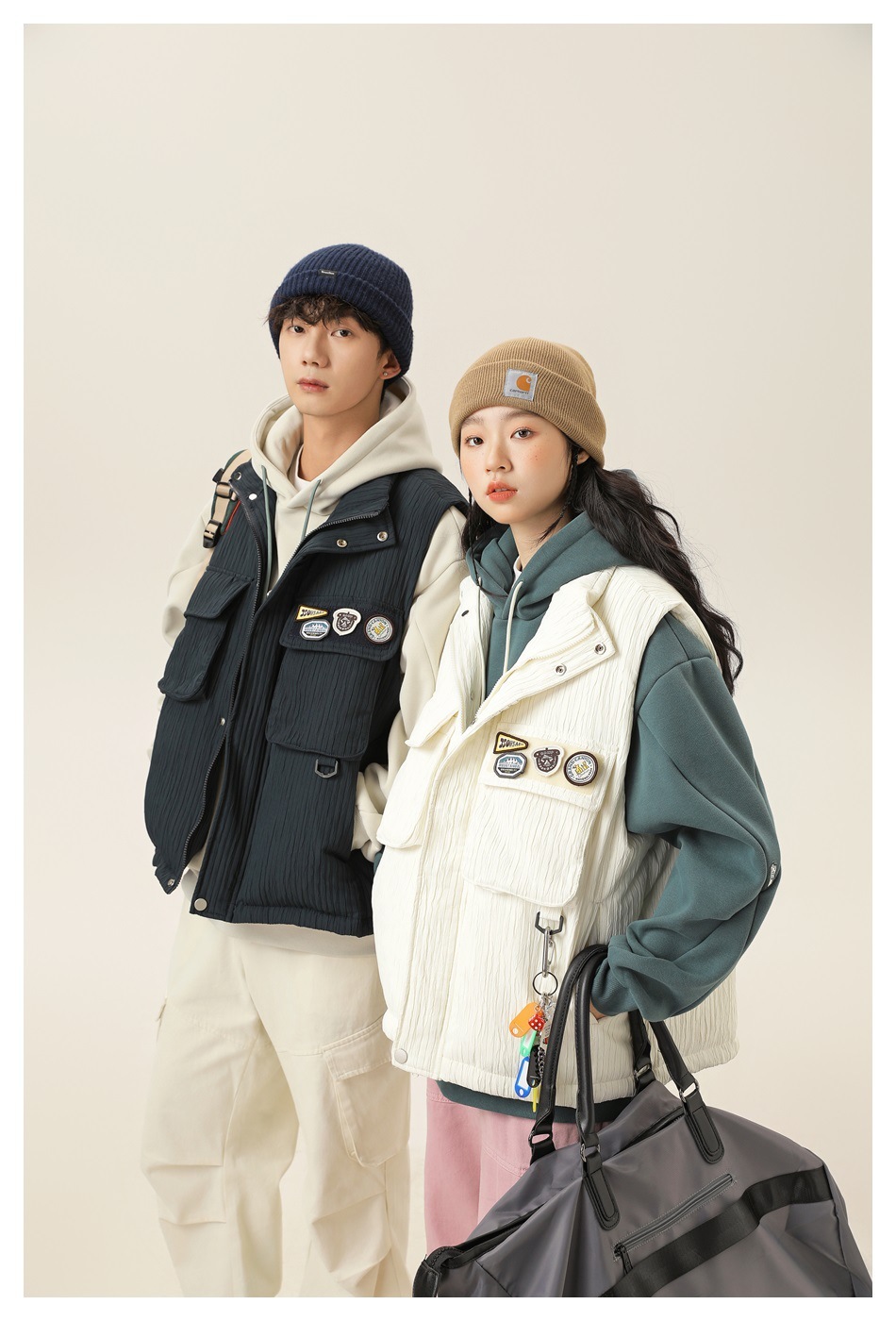 12M18 雙口袋造型貼標羽絨背心 兩色