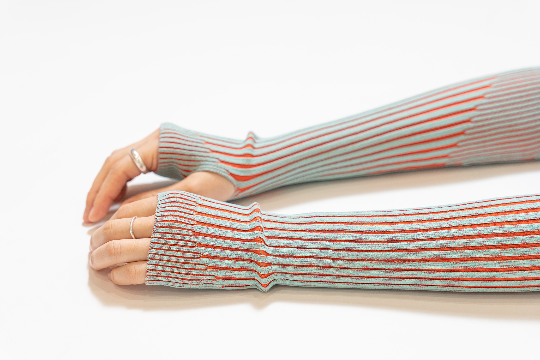 Silvier9 雙色流線型袖套（橘）