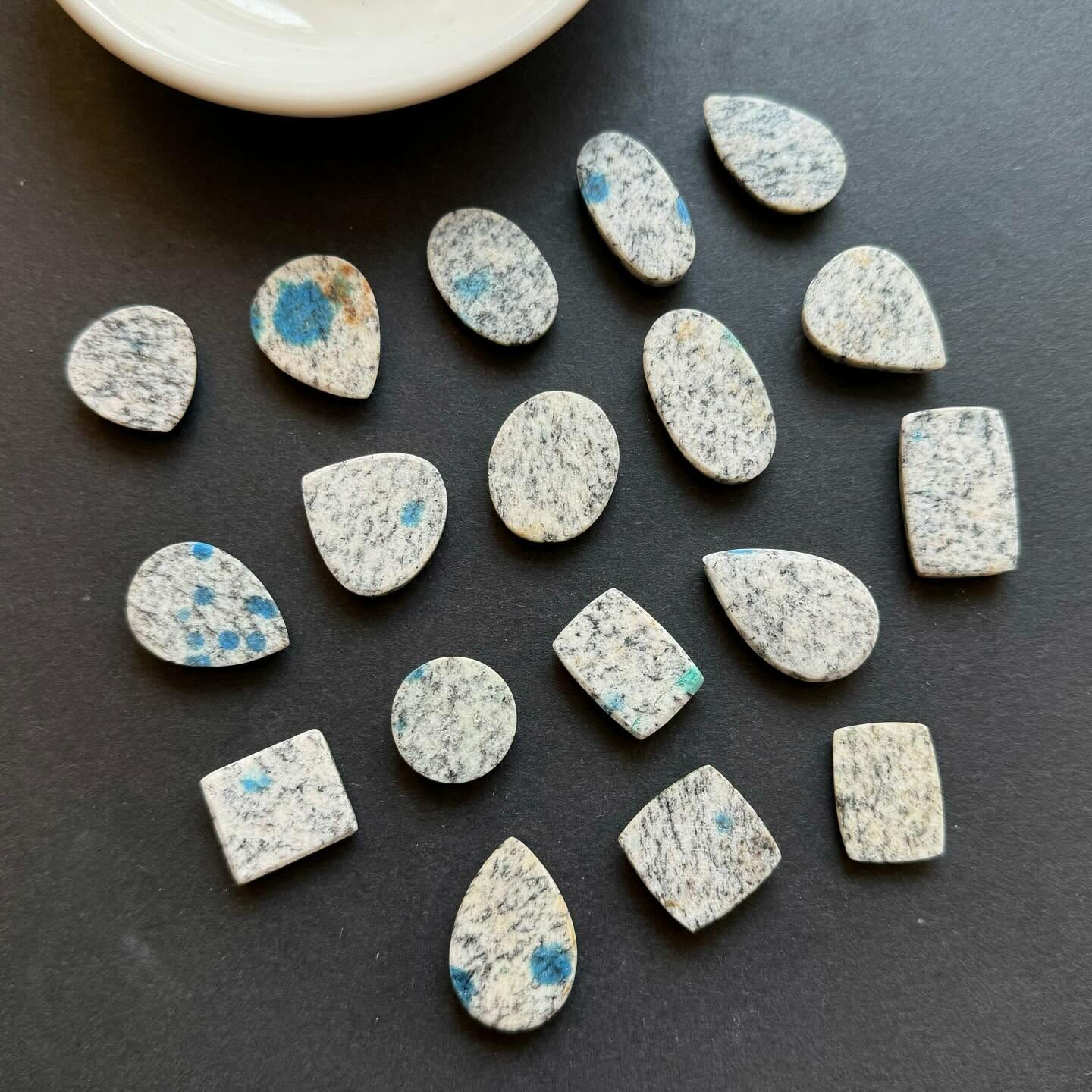 [原石] 高頻能量K2 Blue 水晶墜面