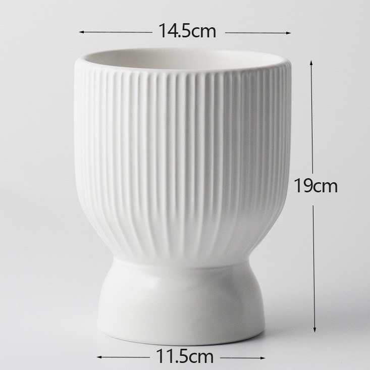 酒杯型陶瓷花器