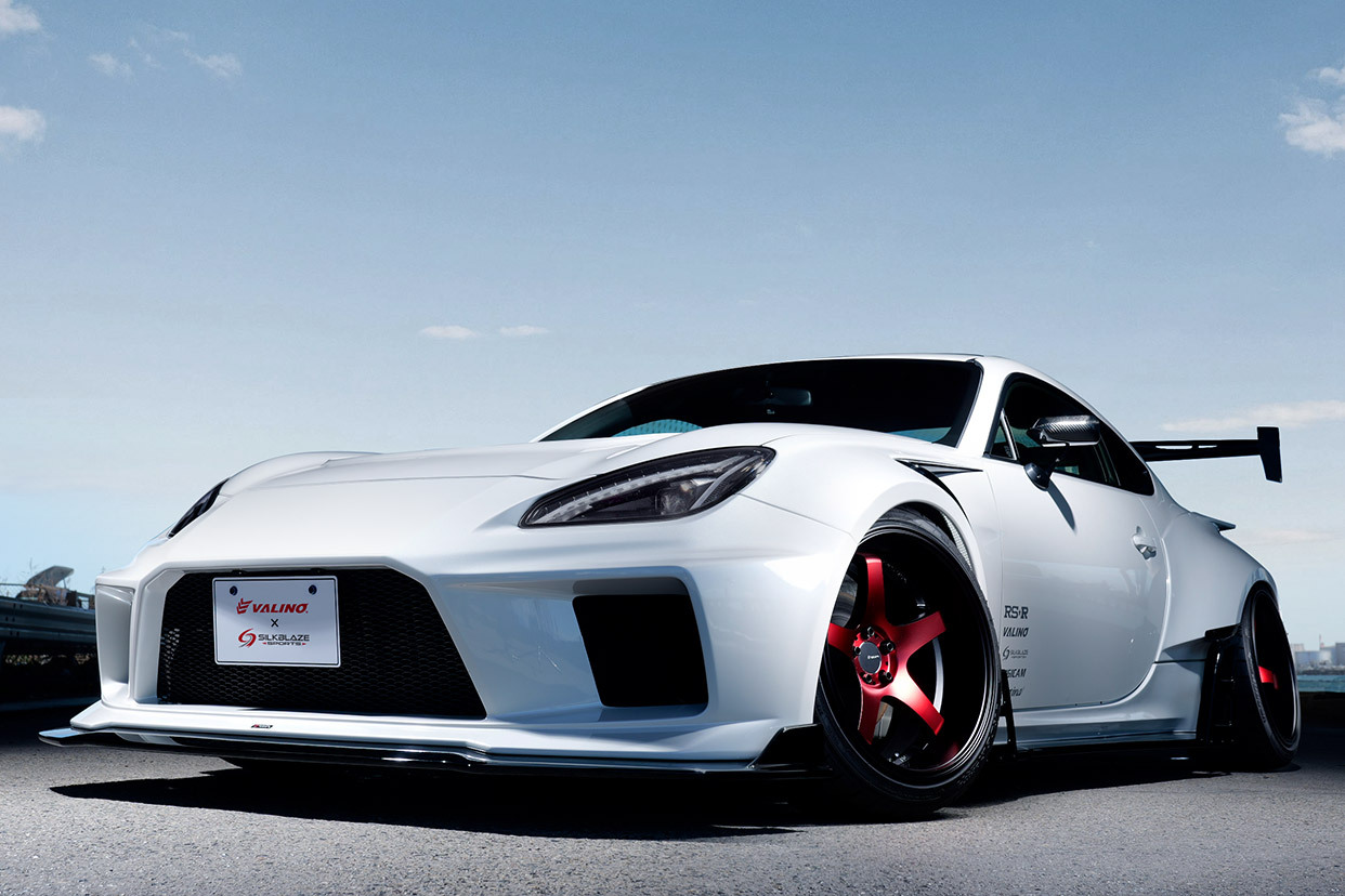 SILKBLAZE SPORTS WIDE BODY KIT TOYOTA GR86 2022-