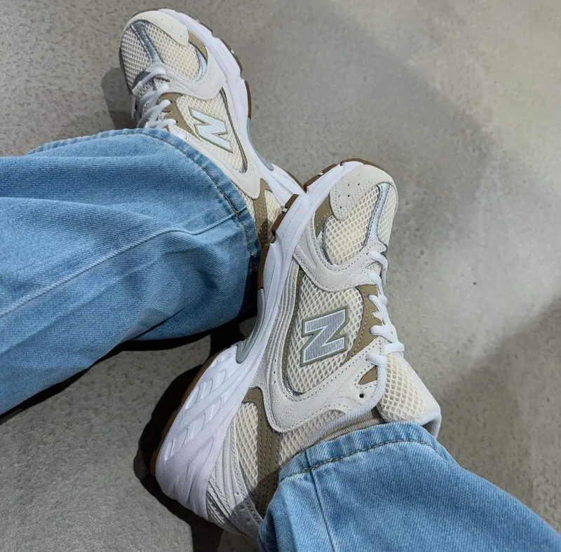 NEW BALANCE 530 栗子奶油