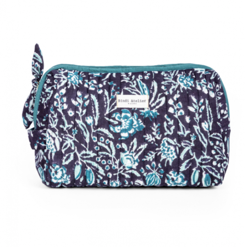 卡莉蝕光靛黑 | 大款化妝包