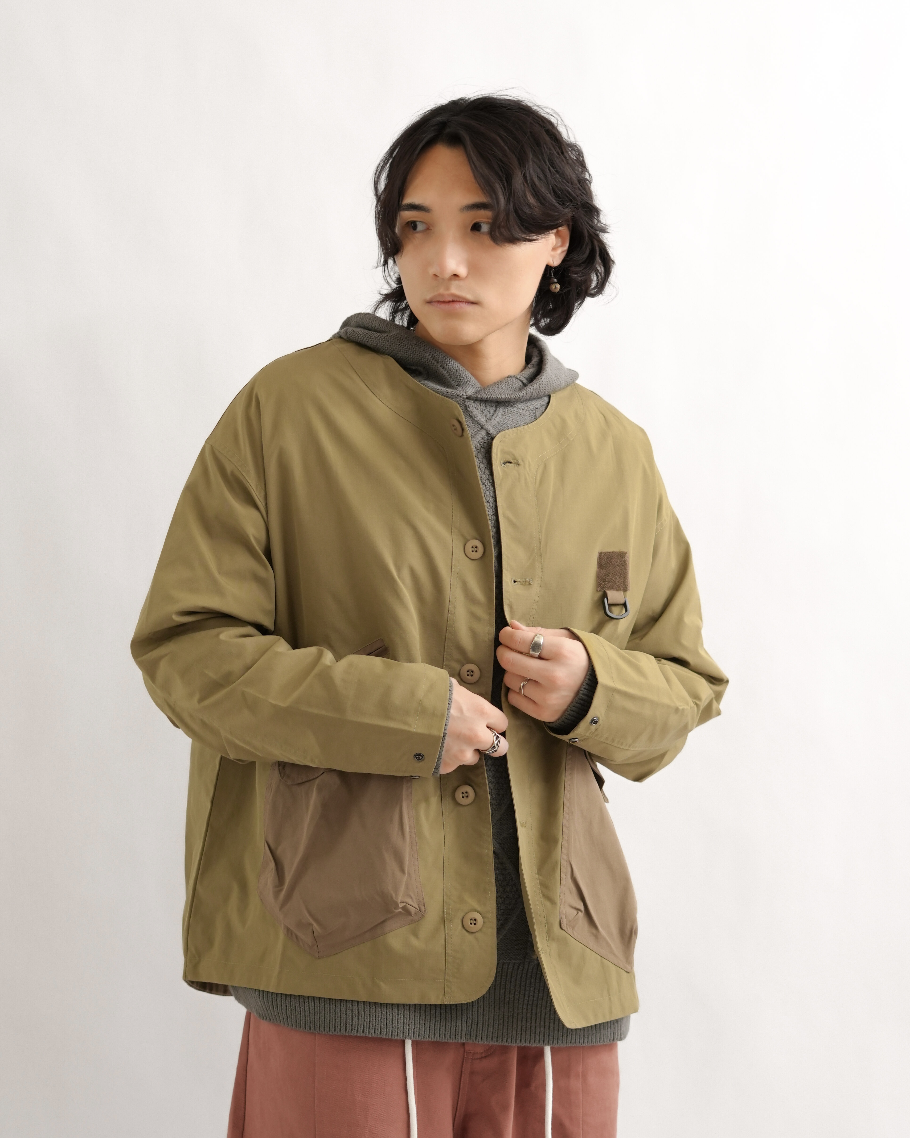 ML072 日系拼色大口袋無領外套-卡其綠色