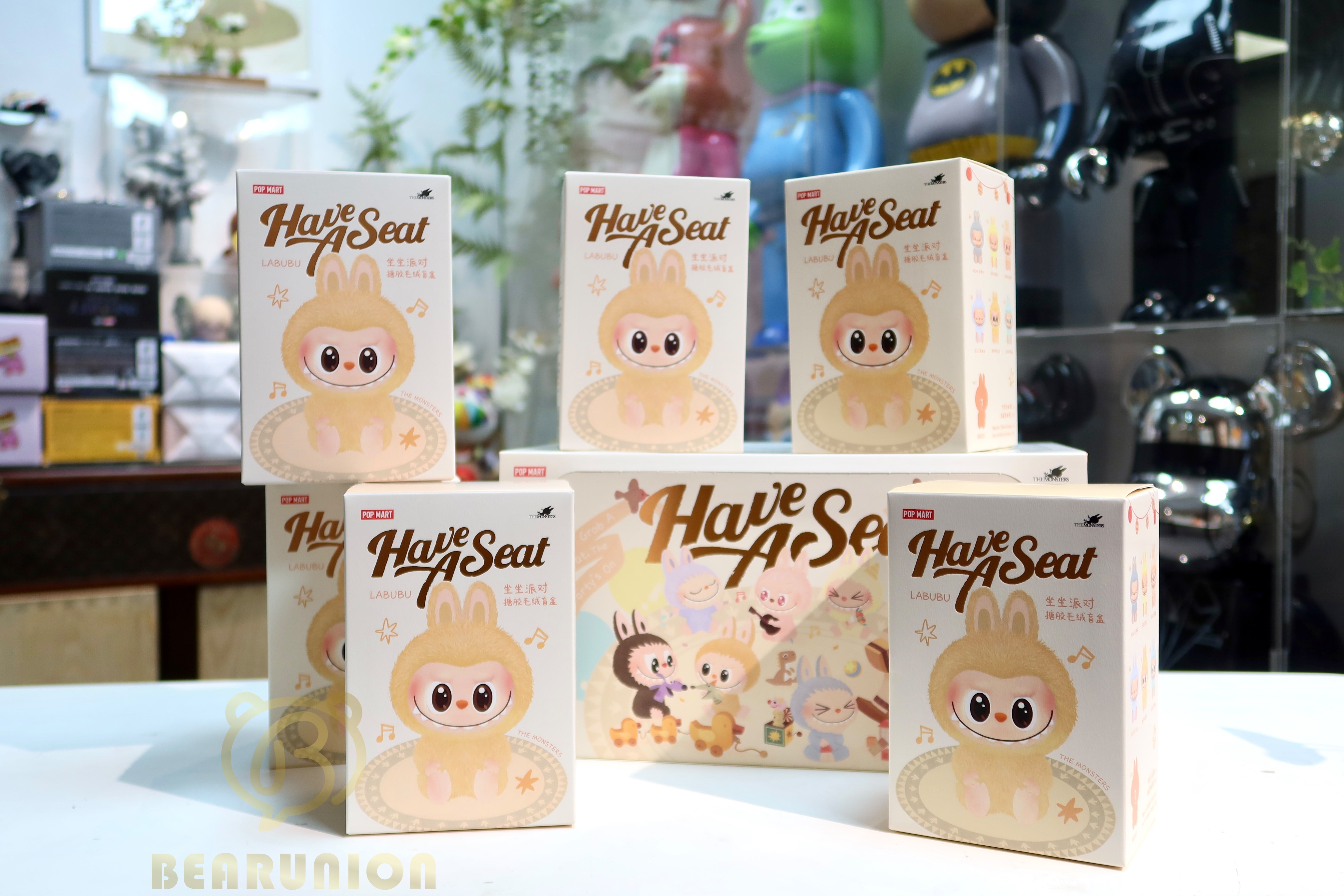 🥇現貨🥇POPMART 泡泡瑪特LABUBU THE MONSTERS - 坐坐派對搪膠毛絨盲盒