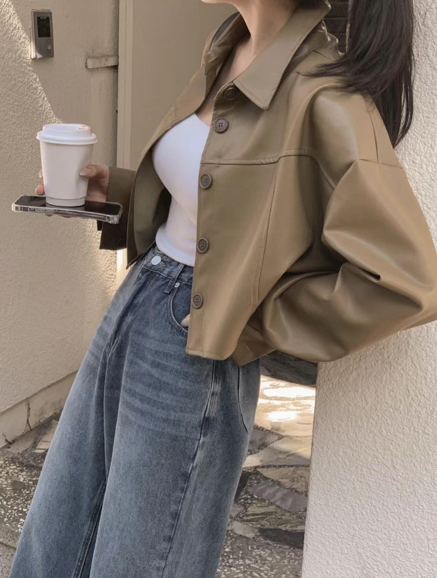 翻領 亮皮感 鈕扣 短版 皮外套