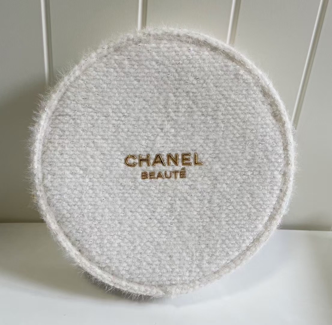 CHANEL BEAUTÉ Beauty VIP 2024 聖誕 Christmas 專櫃贈品 圓包 化妝袋