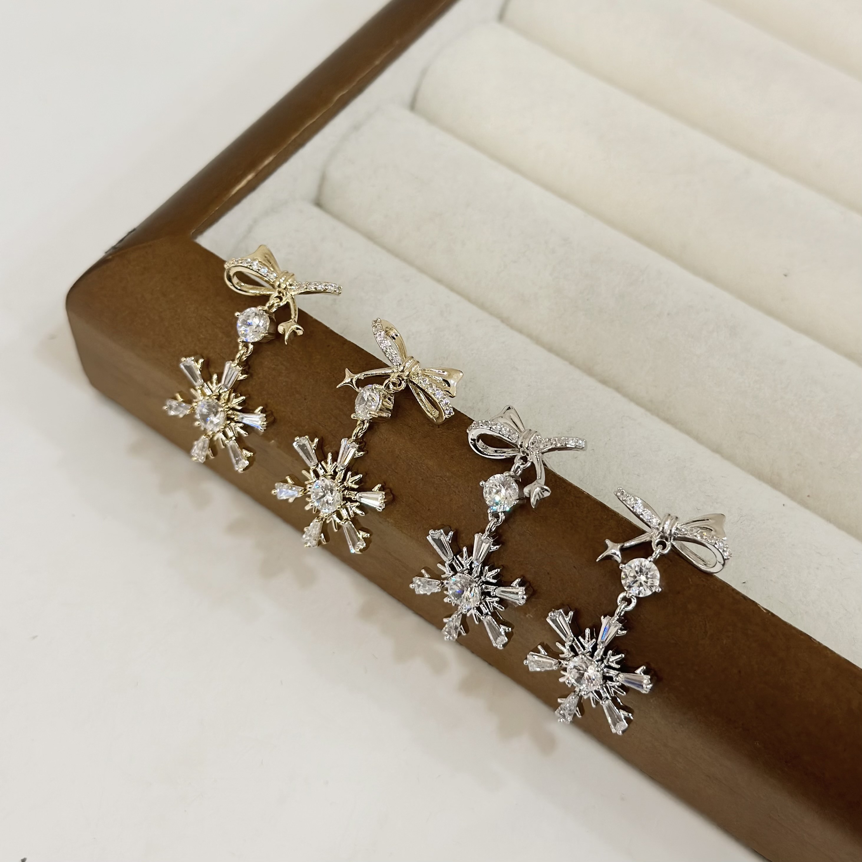 L45排鑽蝴蝶結鋯石雪花垂吊