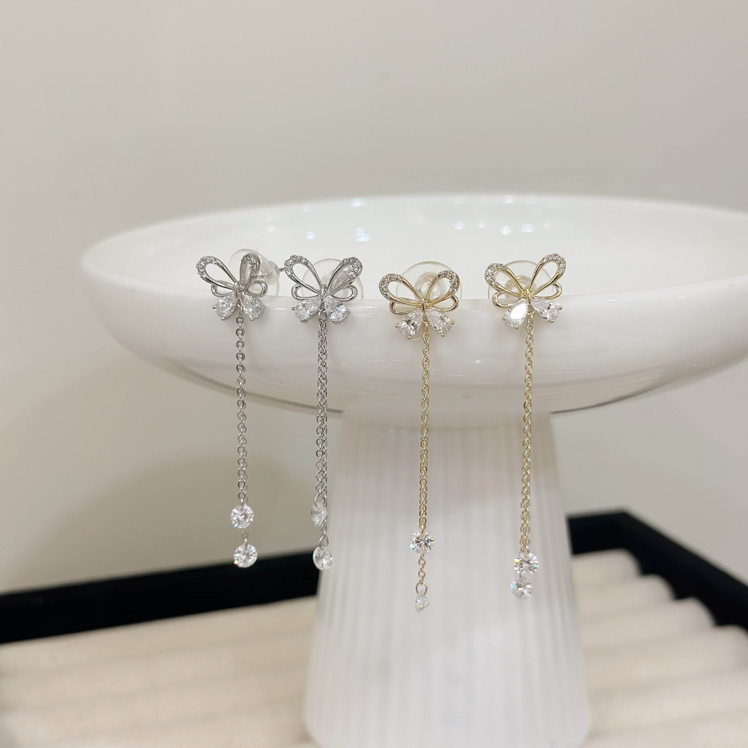 L39排鑽鏤空蝴蝶垂吊