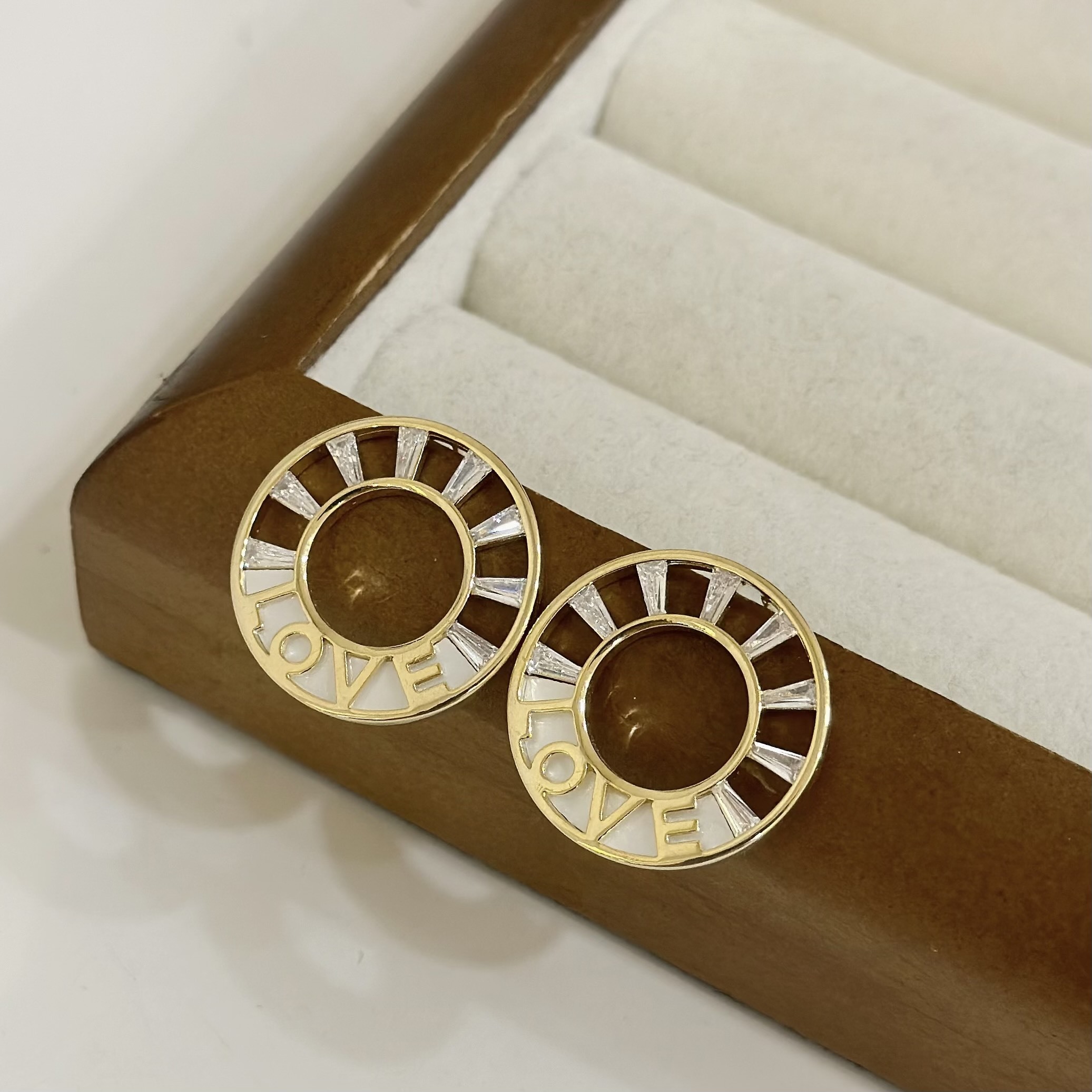 543圓形鋯石字母耳針