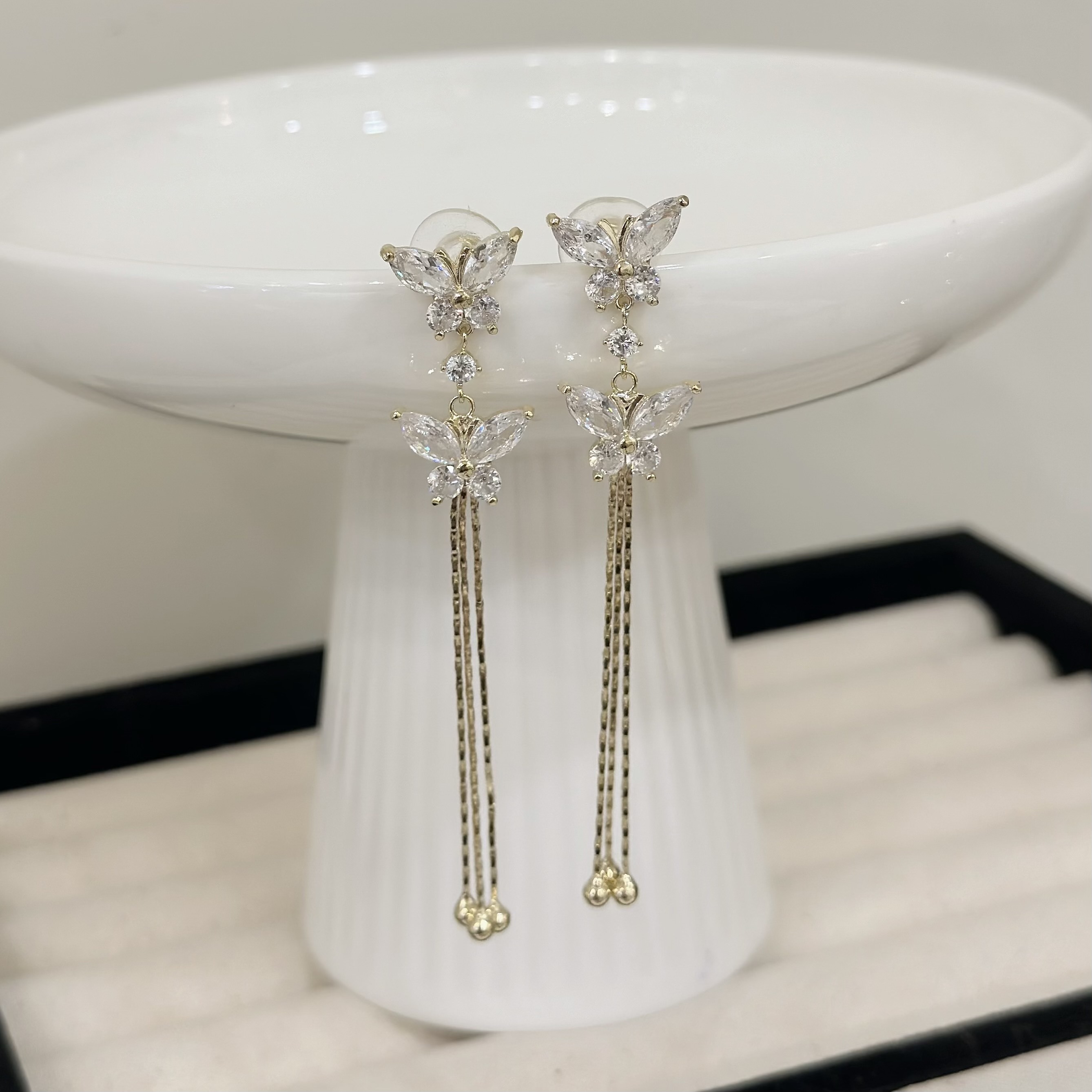 557鋯石蝴蝶流蘇垂吊