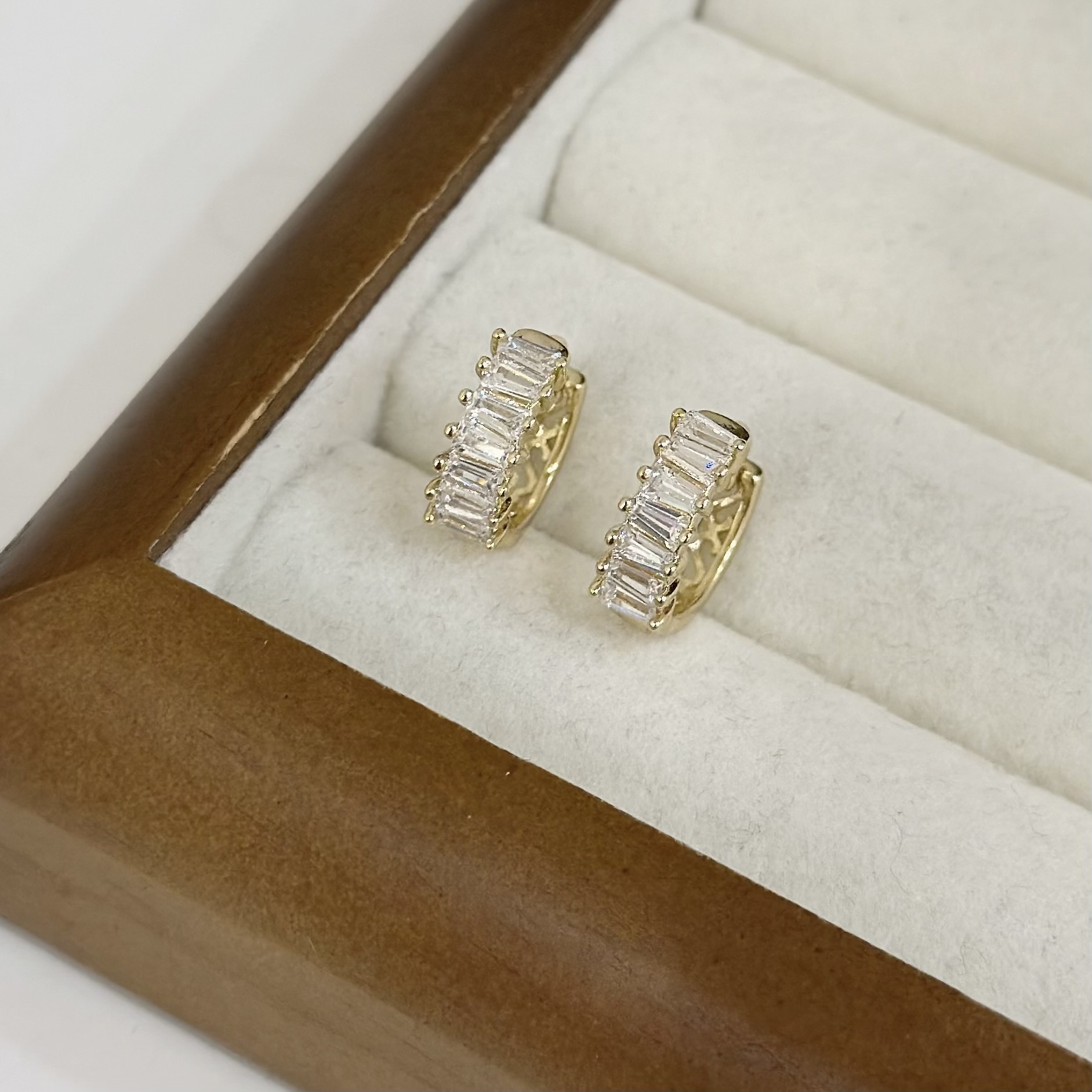 567半圈鋯石易扣